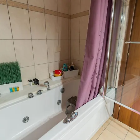 Villa Aphrodite With Private Pool In Kamena Vourla