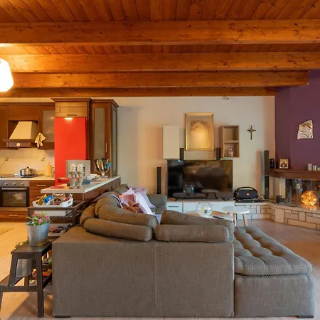 Villa Aphrodite With Private Pool In Kamena Vourla