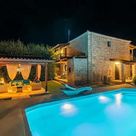 Villa Aphrodite With Private Pool In *