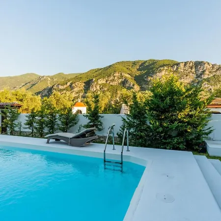 Aphrodite With Private Pool In *