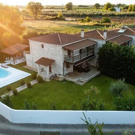 Aphrodite With Private Pool In Villa